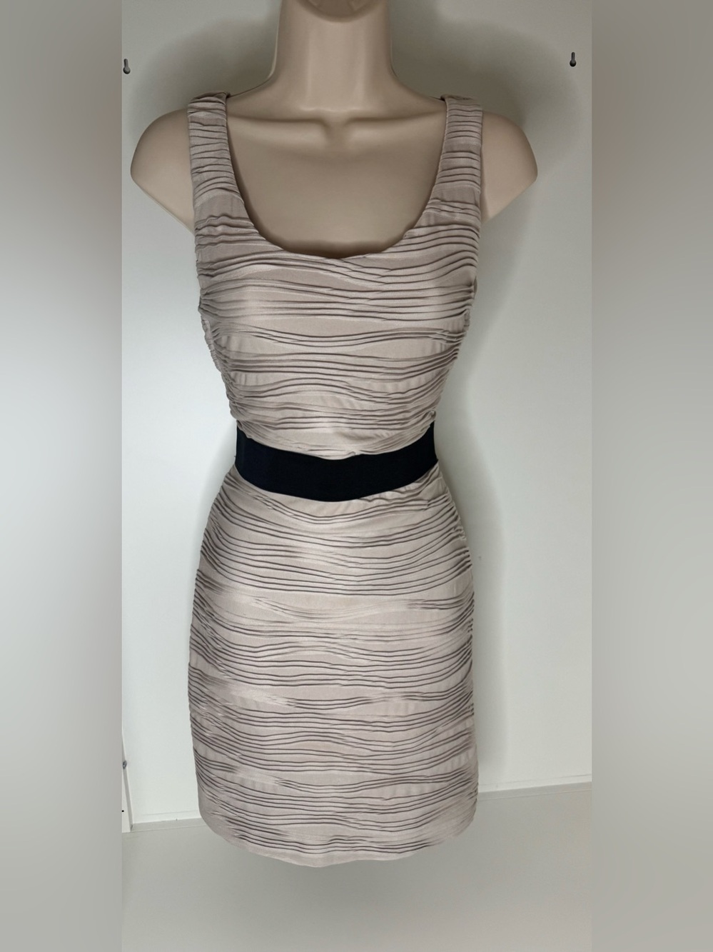 H&M Textured Layered Bodycon Mini Dress with Black Waistband - Size 6